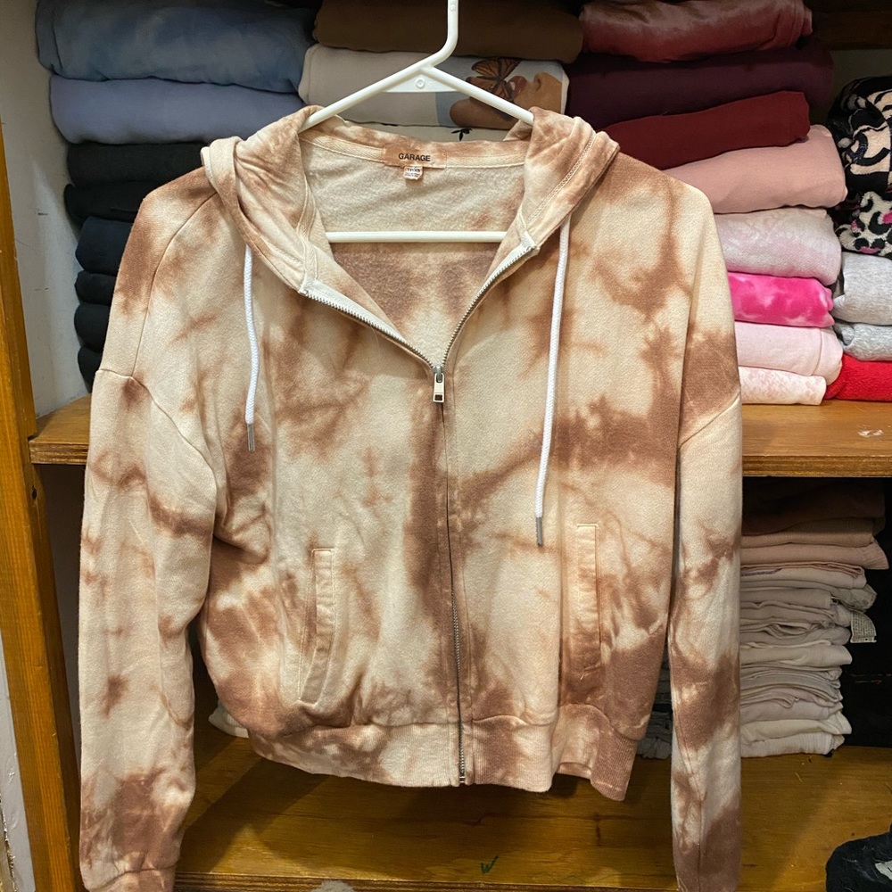 Zip-up